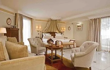 Hotel Le Club De Cavaliere And Spa-3